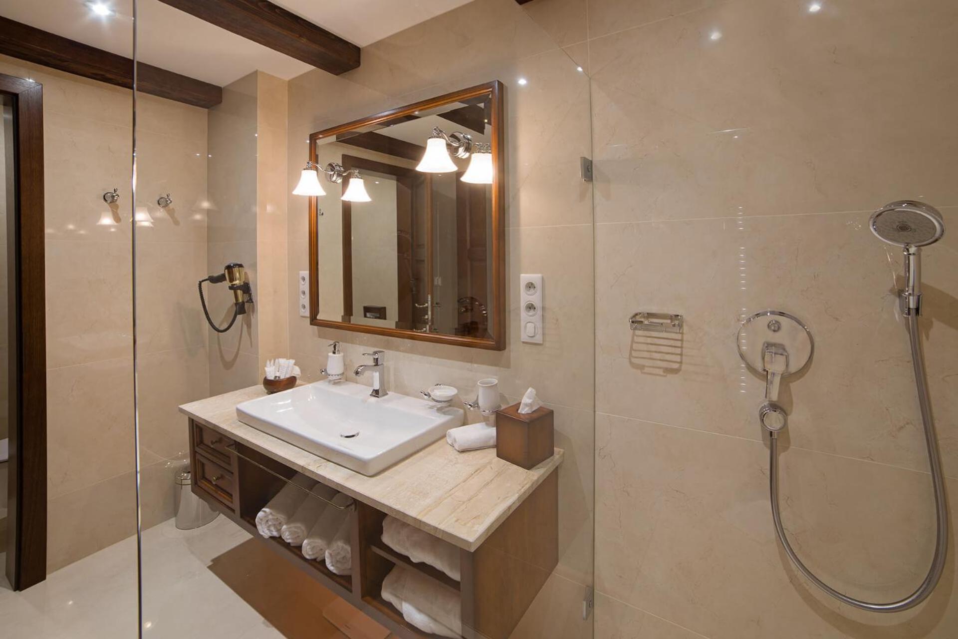 Boutique Hotel Erb - Adults Only Banská Štiavnica Rom bilde